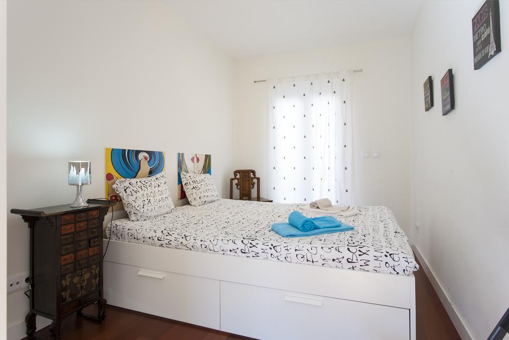 Joivy Joyful 2Br Apt With Terrace Nearby Sao Bento Palace Lisboa Exteriér fotografie
