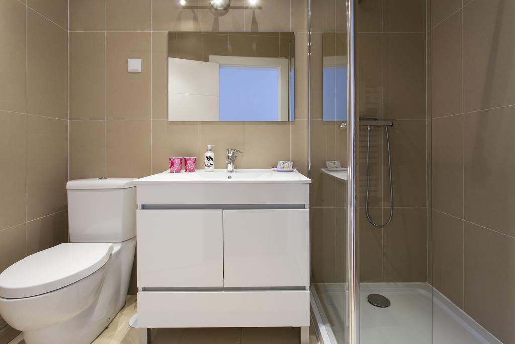 Joivy Joyful 2Br Apt With Terrace Nearby Sao Bento Palace Lisboa Pokoj fotografie