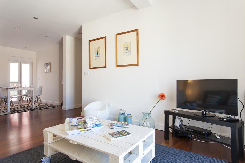 Joivy Joyful 2Br Apt With Terrace Nearby Sao Bento Palace Lisboa Pokoj fotografie