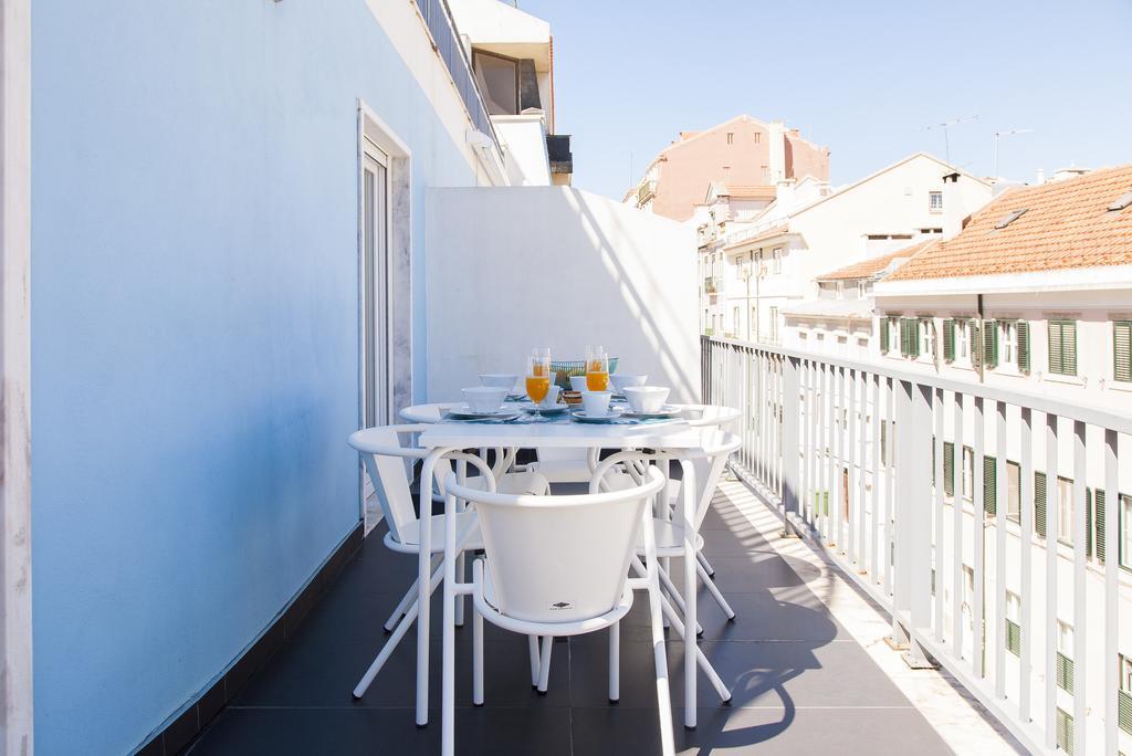 Joivy Joyful 2Br Apt With Terrace Nearby Sao Bento Palace Lisboa Exteriér fotografie