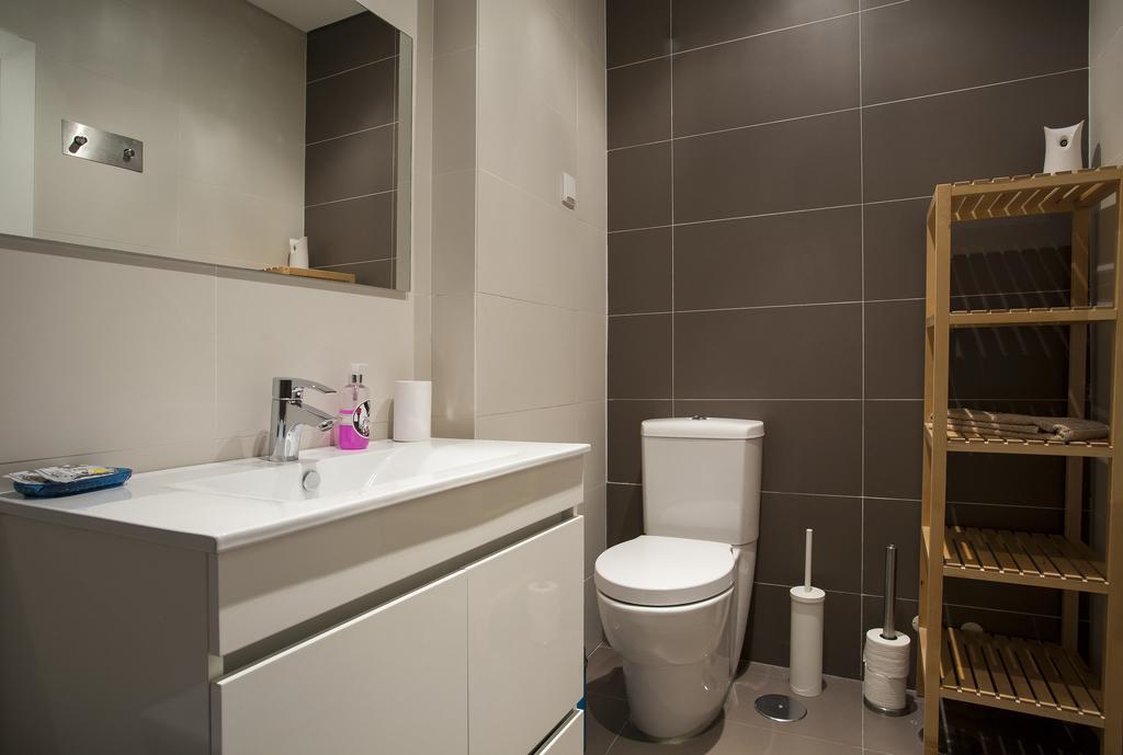 Joivy Joyful 2Br Apt With Terrace Nearby Sao Bento Palace Lisboa Exteriér fotografie